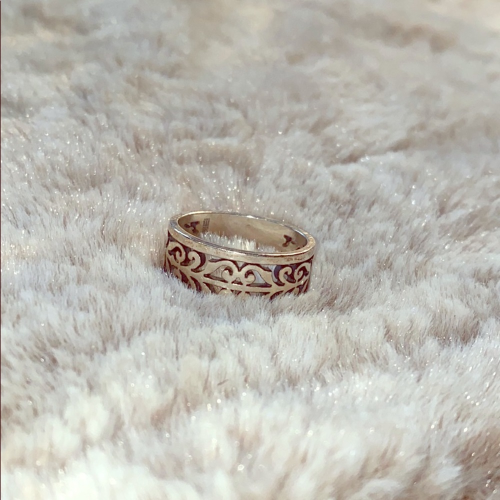 Bulky James Avery Ring